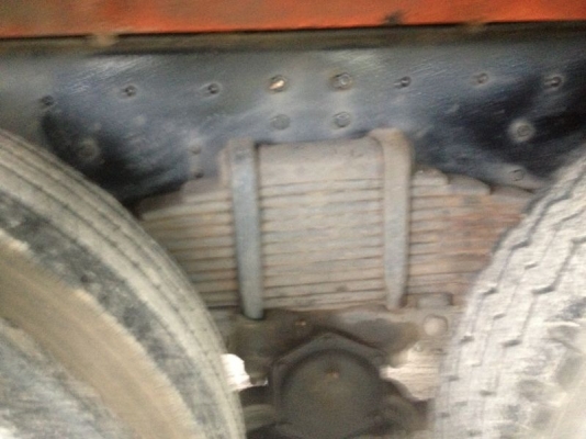 รถฮีโน่ 10 ล้อ FL3M รั่ว เปลื่ยนเครื่อง 220 แรงม้า  สนใจติดต่อ 081 - 6079515