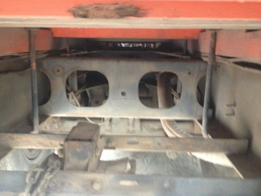 รถฮีโน่ 10 ล้อ FL3M รั่ว เปลื่ยนเครื่อง 220 แรงม้า  สนใจติดต่อ 081 - 6079515