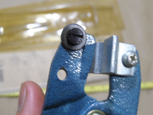 คีมตัดกระเบื้องครับ