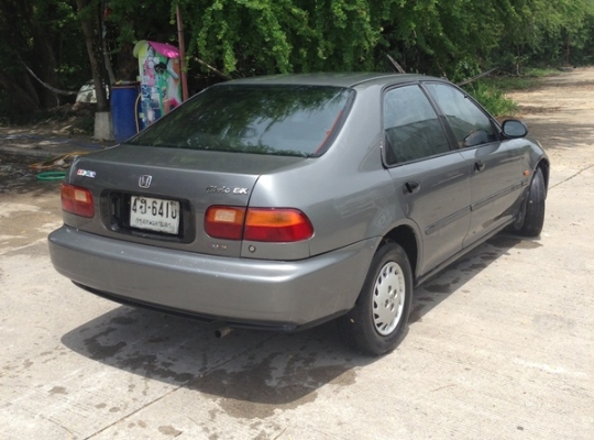 ขายรถราคาถูก เครื่องช่วงล่างดี สีสวยๆ ครับ civic 1993