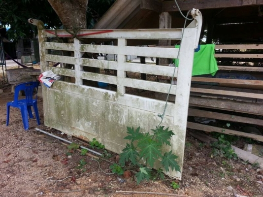 รถอิซูซุ 10 ล้อดั้ม FVZ 300 แรงม้า ปี 54  รถวิ่ง 42,xxx กม.  สนใจติดต่อ 081 - 6079515