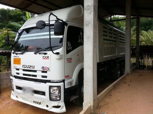 รถอิซูซุ 10 ล้อดั้ม FVZ 300 แรงม้า ปี 54  รถวิ่ง 42,xxx กม.  สนใจติดต่อ 081 - 6079515