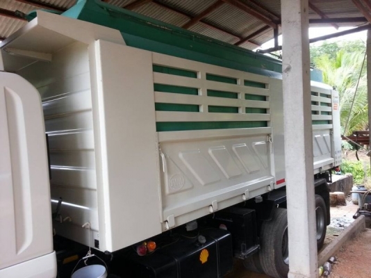 รถอิซูซุ 10 ล้อดั้ม FVZ 300 แรงม้า ปี 54  รถวิ่ง 42,xxx กม.  สนใจติดต่อ 081 - 6079515