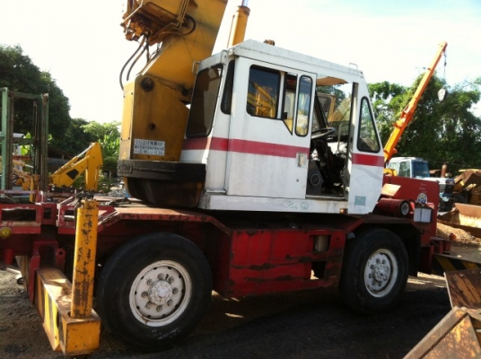 รถเครน 4ล้อยาง kobelco 70  บูม 6ปลอก