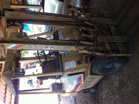 ขายโฟล์คลิฟ komatsu fg15-14 tel,0817046464