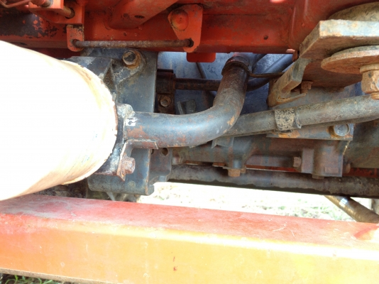 คูโบต้า 36  ขายพร้อมอุปกร ใบมีด และผานตราช้าง  ครับ