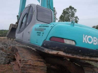 รถแบคโฮ  KOBELCO  รุ่น  มาร์คไฟส์ ซุปเปอร์