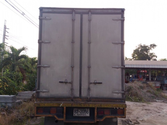 ตู้แห้ง 10 บาน 6.50 เมตร ร็อคกี้ 195