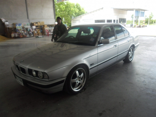 รถเก๋งสวยBMW สวยติดแก็สแล้ว