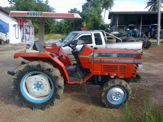 รถไถคูโบต้า L1 225 สภาพดี