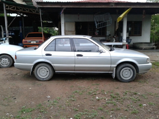 nissun sentra เดิม รถทหาร นิ่มๆ ลดแล้ว 47000 คับ อยากขาย.. nissun sentra เดิม รถทหาร นิ่มๆ ลดแล้ว 47000 คับ อยากขาย..