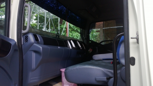 HINO 380 แรง แม่-ลูก ปี*53 ใช้น้อย 104000 กม. HINO 380 แรง แม่-ลูก ปี*53 ใช้น้อย 104000 กม.