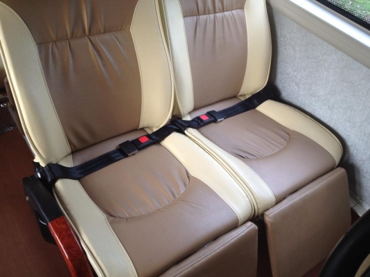 ขายรถ 8 ล้อ ทรงใหม่ล่าสุดช่างล่างSCANIA