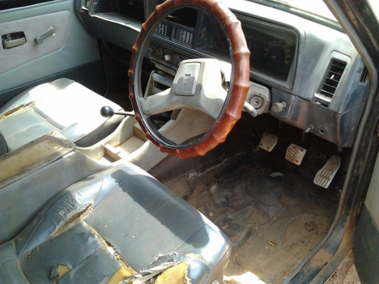 ***ขายแล้วครับขอบคุณ Truck2hand ขาย กระบะแค็ป สภาพดีราคาไม่แพง ISUZU KB2500 เครื่องมังกร 2.5ยอดนิยม เครื่องดีแห้ง ช่วงล่างดีคัสซีสวยไม่ผุไม่ดาม กระบะพื้นไม่ผุ หัวเก๋งดีไม่ผุภายในดีคอนโซลครบ สีดีขัดหน่อยสวยเลย พร้อมใช้ พร้อมลุยงาน เอกสารครบ ราคาต่อรองได้คร