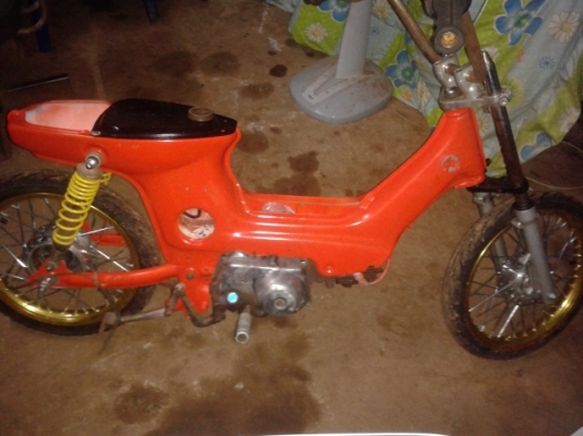 ชาลีแต่งสวย