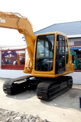 มาถึงเมืองไทยแล้ว มือสองญี่ปุ่นนำเข้าเอง แบคโฮ KOMATSU-PC70-7 มือสองญี่ปุ่นแท้ สภาพดี ทำสีแล้ว รถพร้อมใช้ ราคาคุยกันได้ มีบริการขนส่ง มาถึงเมืองไทยแล้ว มือสองญี่ปุ่นนำเข้าเอง แบคโฮ KOMATSU-PC70-7 มือสองญี่ปุ่นแท้ สภาพดี ทำสีแล้ว รถพร้อมใช้ ราคาคุยกันได้ มีบริการขนส่ง