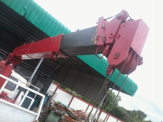 ขายเครน  Unic 4.5ตัน4ปอก ท้องแบนแข็งแรงดี สภาพดีพร้อมใช้งาน