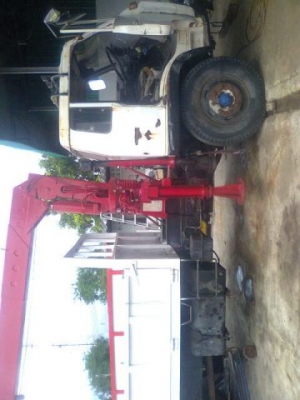 ขายเครน  Unic 4.5ตัน4ปอก ท้องแบนแข็งแรงดี สภาพดีพร้อมใช้งาน