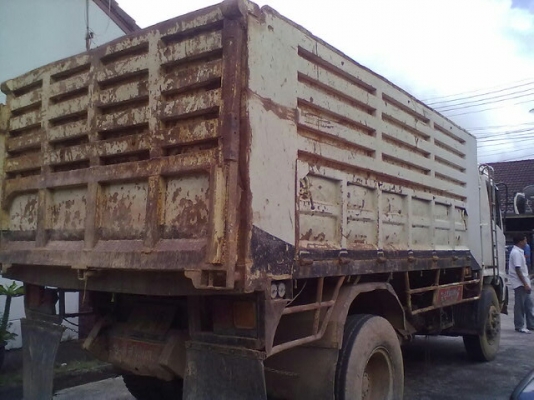 6ล้อดั้มHINO MEGA 220แรง ปี*2548 ใช้ 170000กม.