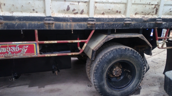 6ล้อดั้มHINO MEGA 220แรง ปี*2548 ใช้ 170000กม.