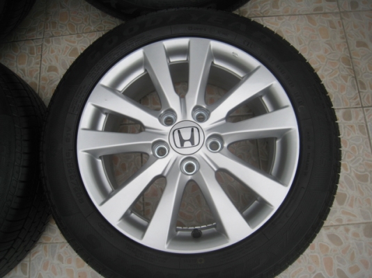 ขายล้อแม็ก Honda civic fb ถอดรถป้ายแดง 16"x6.5" et45 5 รู 114.3 +ยางสัปดาห์ที่ 11 ปี 13 (081-3747940)
