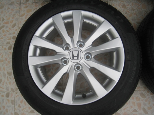 ขายล้อแม็ก Honda civic fb ถอดรถป้ายแดง 16"x6.5" et45 5 รู 114.3 +ยางสัปดาห์ที่ 11 ปี 13 (081-3747940)