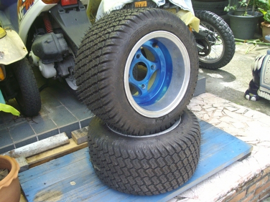 *** ขายล้อแมกซ์ใส่รถสามล้อ Honda Gyro ทุกรุ่น ***