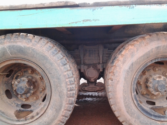 Isuzu  หางปลาเครื่อง Ho7C 2 เพลา เฟืองท้ายใหญ่ มัดจำ20000 บาท ขอบคุณทีมงานพี่เสือ และคุณอดุลย์ครับ