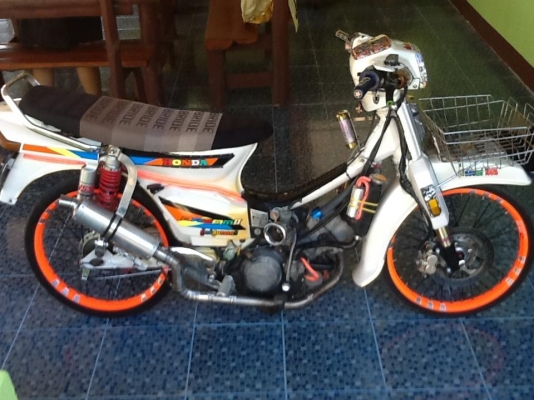 ขาย ครีม คุรุ เครื่องโซ   23500