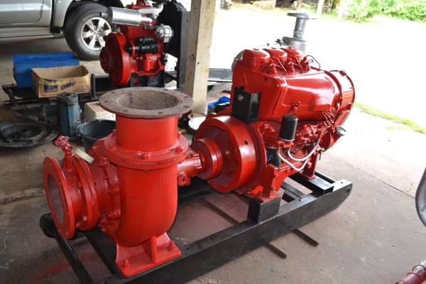 ขายเครื่องสูบน้ำ DEUTZ F3L 912 (3 สูบ)