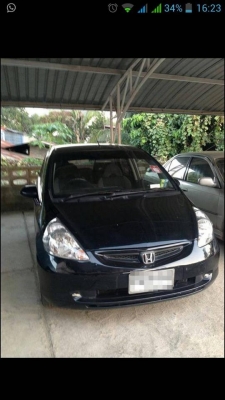 ขาย HONDA JAZZ ปี50 เกียร์ธรรมดา สีดำ สภาพสวย เครื่องแน่นๆ ราคาถูกครับ