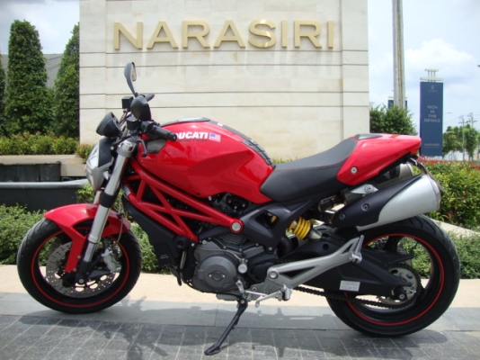 ขาย DUCATI MONSTER 795 ปี 2012 รถจากศูนย์ทองหล่อ ทะเบียนพร้อม