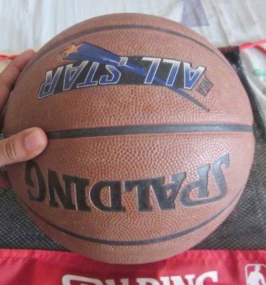 ลูกบาส Spalding พร้อมถุง ลูกบาส Spalding พร้อมถุง
