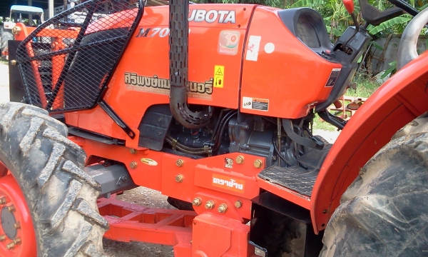 ขายรถไถคูโบต้่า70เเรงพร้อมผาน3และใบดันรถสวยยางดีครับ ขายรถไถคูโบต้่า70เเรงพร้อมผาน3และใบดันรถสวยยางดีครับ
