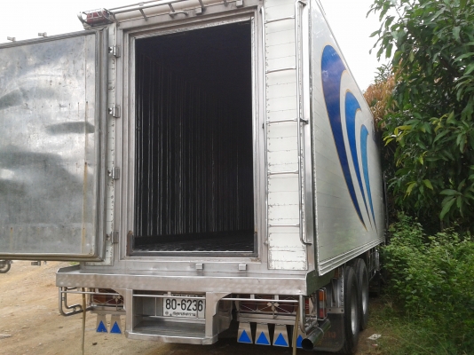ขายรถบรรทุก 12 ล้อ ห้องเย็น