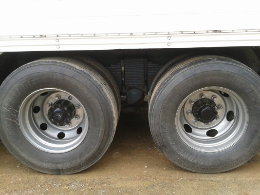 ขายรถบรรทุก 12 ล้อ ห้องเย็น