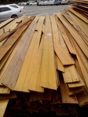 ไม้สัก + ไม้ตะเคียน + ไม้จำปาทองหน้า 6 นิ้ว ไม้สัก + ไม้ตะเคียน + ไม้จำปาทองหน้า 6 นิ้ว