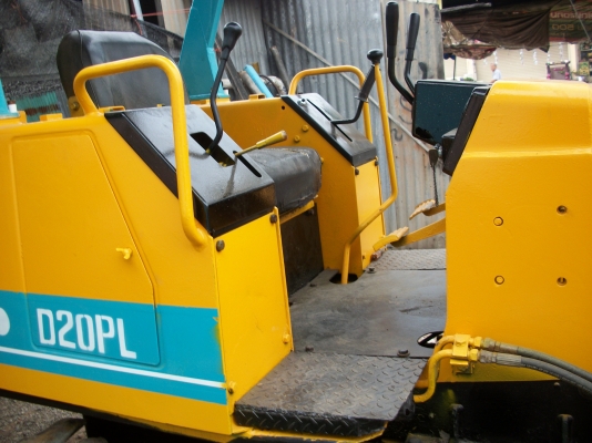 แทรคเตอร์ D20-60