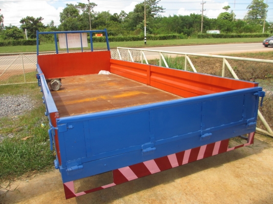 ขาย กระบะเปล่าของ6ล้อ ถอดจาก NPR66 ยาว5เมตร ขาย กระบะเปล่าของ6ล้อ ถอดจาก NPR66 ยาว5เมตร