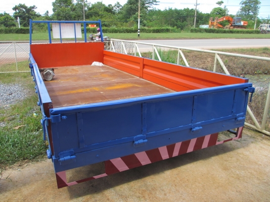 ขาย กระบะเปล่าของ6ล้อ ถอดจาก NPR66 ยาว5เมตร ขาย กระบะเปล่าของ6ล้อ ถอดจาก NPR66 ยาว5เมตร