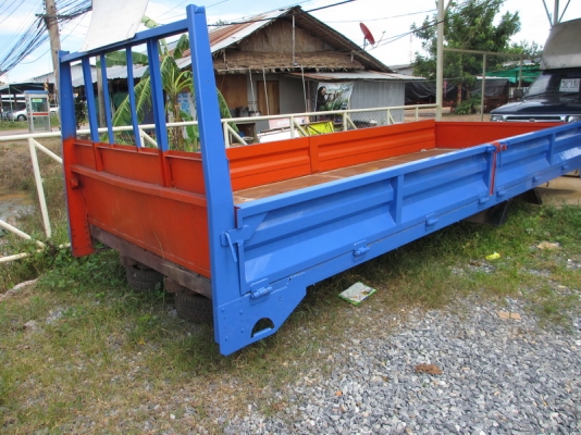 ขาย กระบะเปล่าของ6ล้อ ถอดจาก NPR66 ยาว5เมตร