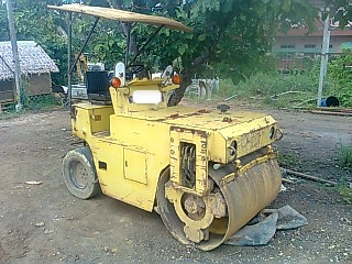 ขายรถบดสั่นสะเทือน SAKAI TG25-30722 ขนาด 4 ตันสั่นสะเทีอน 7 ตัน เอกสารอินวอย ราคา 220000