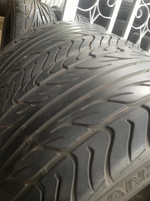 ขายยางDunlop Lemans 265-35-18  ดอกเต็ม95\% 1คู่ถูกๆ 4500