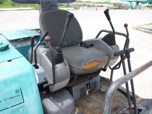 PC30-7 # 22439 : รถขุด มือสอง Komatsu นำเข้าจากญี่ปุ่น by กุ้ง:TOS:081-3062283