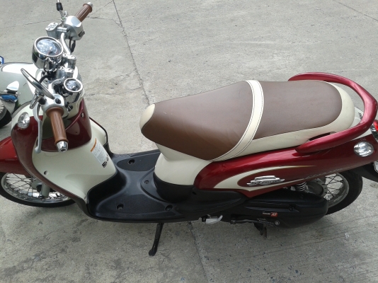 ขายคลิกไอปี 54 และ fino เกแยกแท้ ปี 54 ด่วนถูกๆ