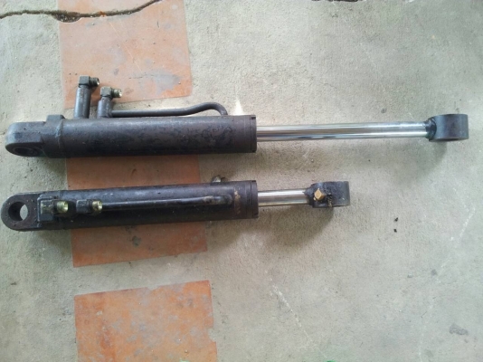 ขายกระบอกไฮดรอลิค 2กระบอก