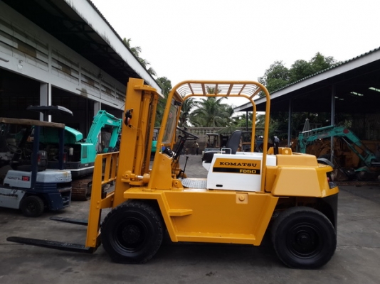 ขาย รถยก 5 ตัน KOMATSU รุ่น FD50 มือสองญี่ปุ่น