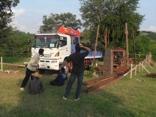 ปั่นจั่นตอกเสาเข็ม