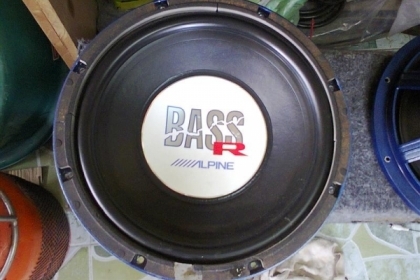 ขายลำโพง 12นิ้ว alpine เหล็กหล่อว้อยเดี่ยว 1คู่