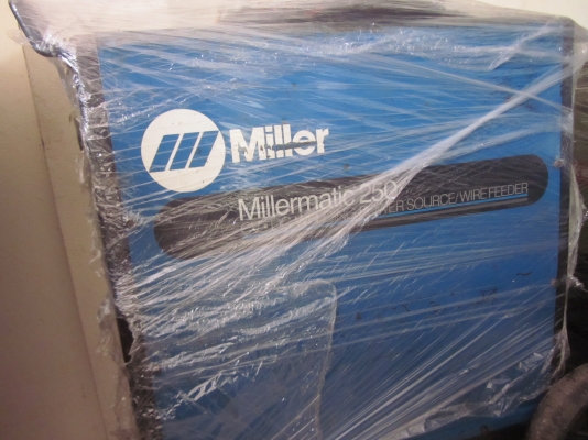 Miller CO2 **ขอบคุณ Website และทุกความสนใจค่ะ** Miller CO2 **ขอบคุณ Website และทุกความสนใจค่ะ**